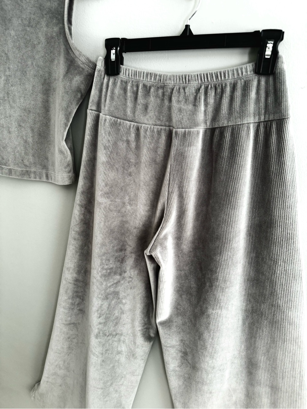sofia by sofia vergara Gray Velour Wide-Leg lounge set - Picture 5 of 11